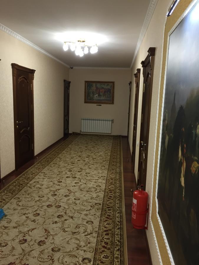 Hotel Oktan Kryve Ozero Eksteriør billede