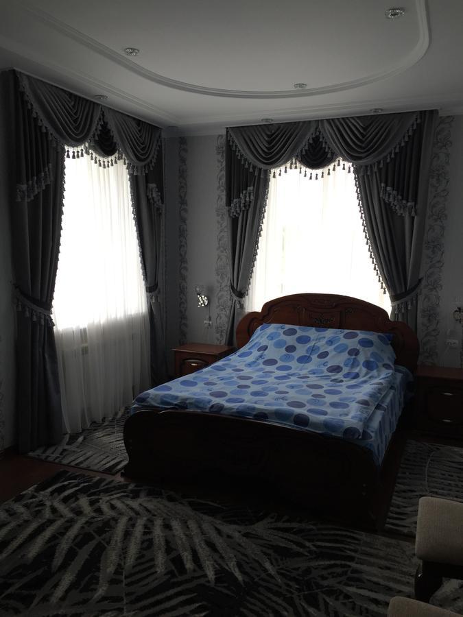 Hotel Oktan Kryve Ozero Eksteriør billede